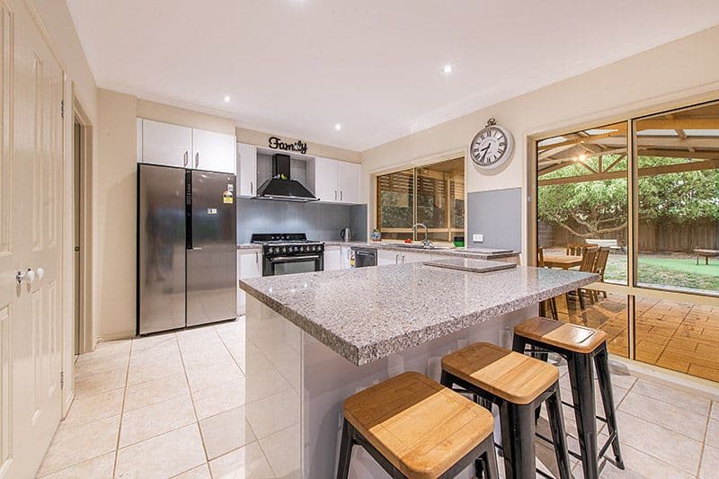 10 Sunningdale Crescent, Cranbourne VIC 3977, Cranbourne - Image 1