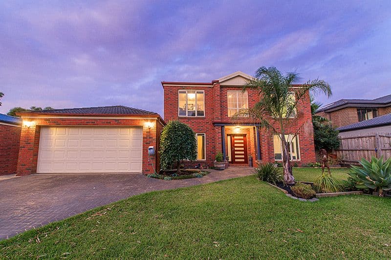 10 Sunningdale Crescent, Cranbourne VIC 3977, Cranbourne - Thumbnail 2