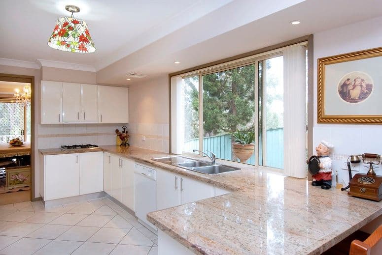 27 Wisteria Crescent, CHERRYBROOK NSW 2126, Cherrybrook - Thumbnail 2