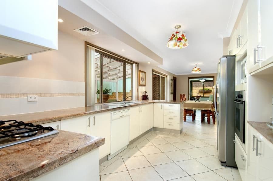 27 Wisteria Crescent, CHERRYBROOK NSW 2126, Cherrybrook - Thumbnail 4