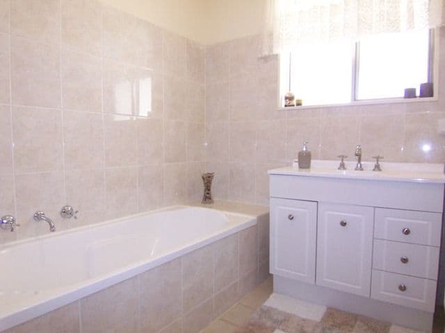 8 Caroona Avenue, PARA HILLS SA 5096, Para Hills - Thumbnail 4