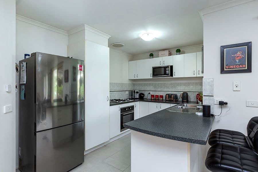 26 Willowgreen Way, Point Cook VIC 3030, Point Cook - Thumbnail 4