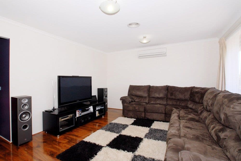 32 Genista Road, CRANBOURNE WEST VIC 3977, Cranbourne West - Thumbnail 3