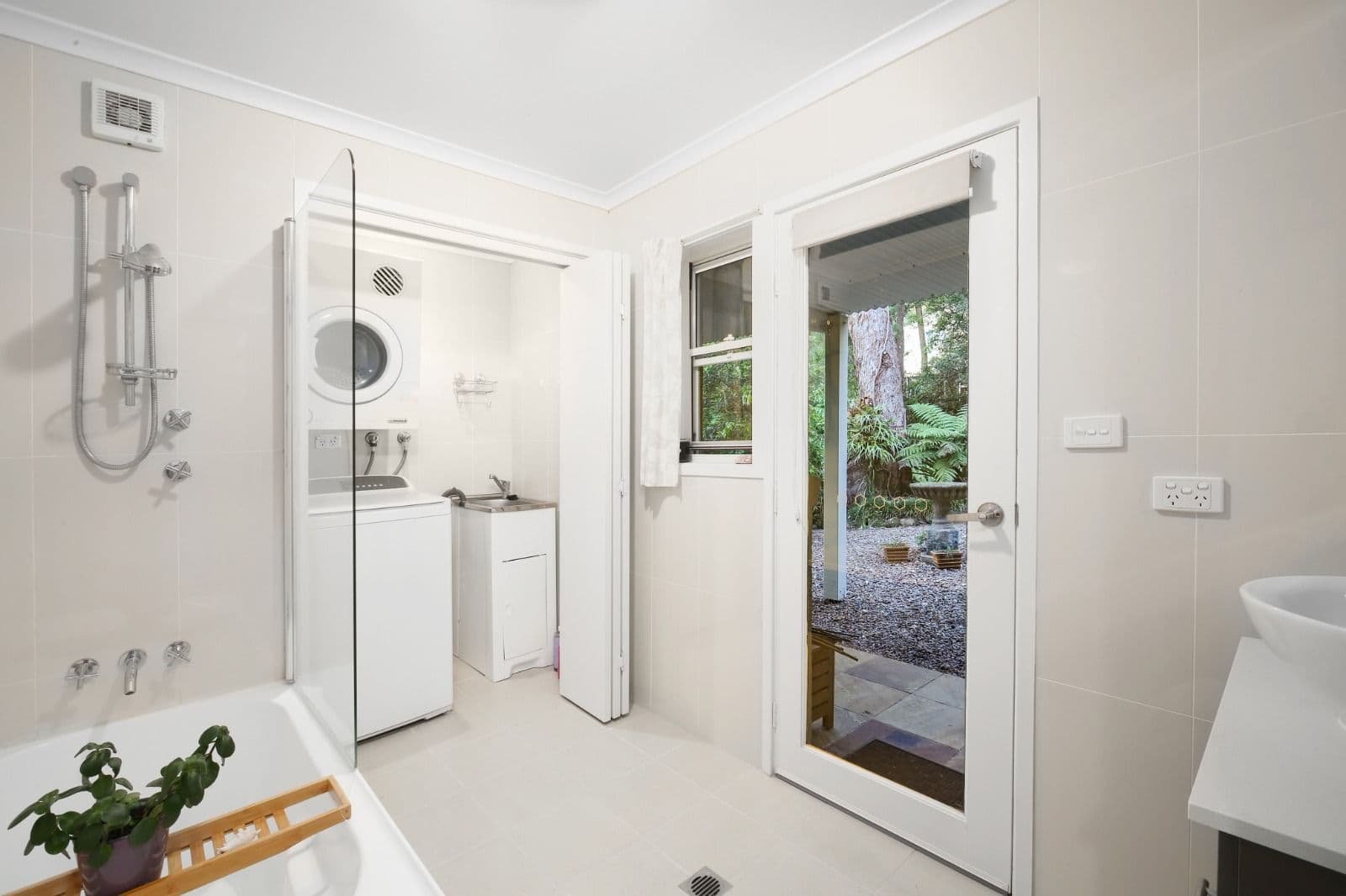 18 Como Parade, Pretty Beach NSW 2257, Pretty Beach - Thumbnail 7