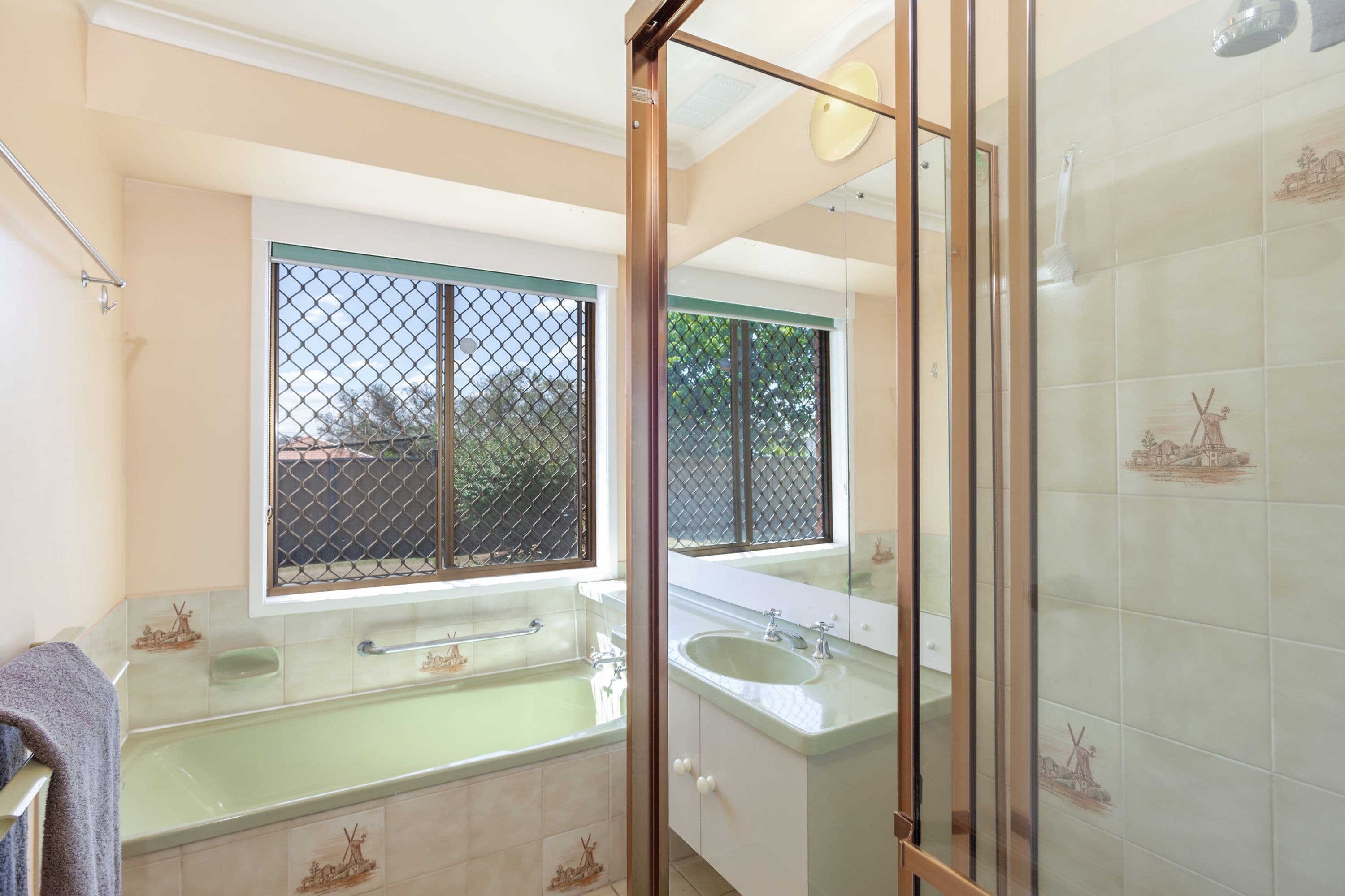 301 Bridge Street, Newtown QLD 4350, Newtown - Thumbnail 8