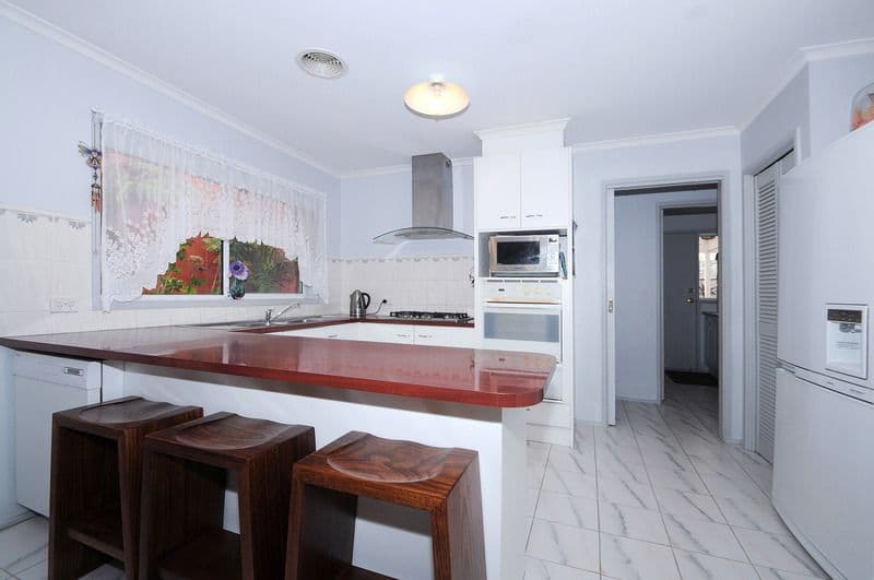 14 Greenslopes Drive, CARRUM DOWNS VIC 3201, Carrum Downs - Thumbnail 5
