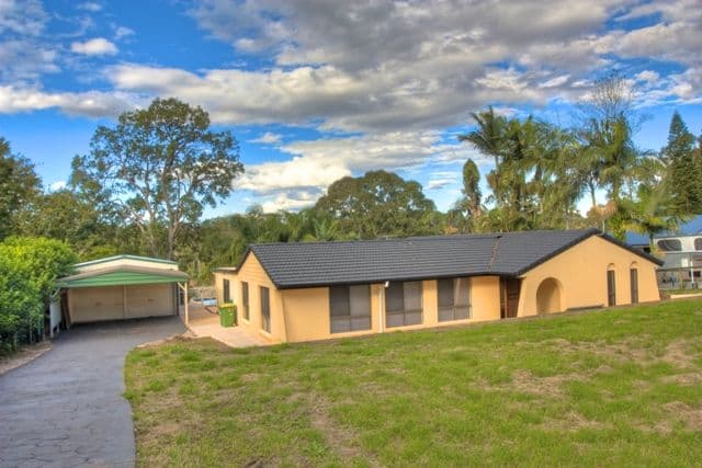 16 Islandview Street, BARELLAN POINT QLD 4306, Barellan Point - Image 1