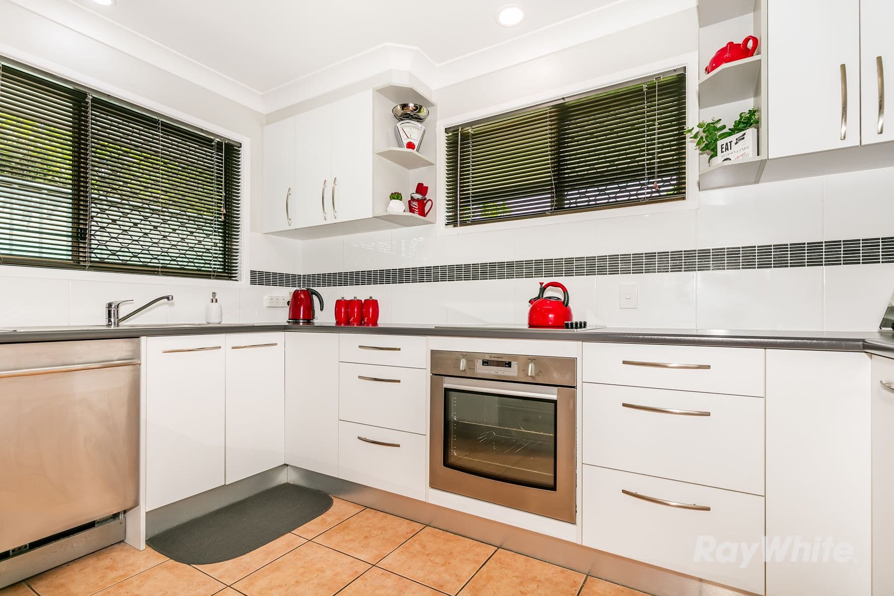 75 Begonia Street, Browns Plains QLD 4118, Browns Plains - Thumbnail 4