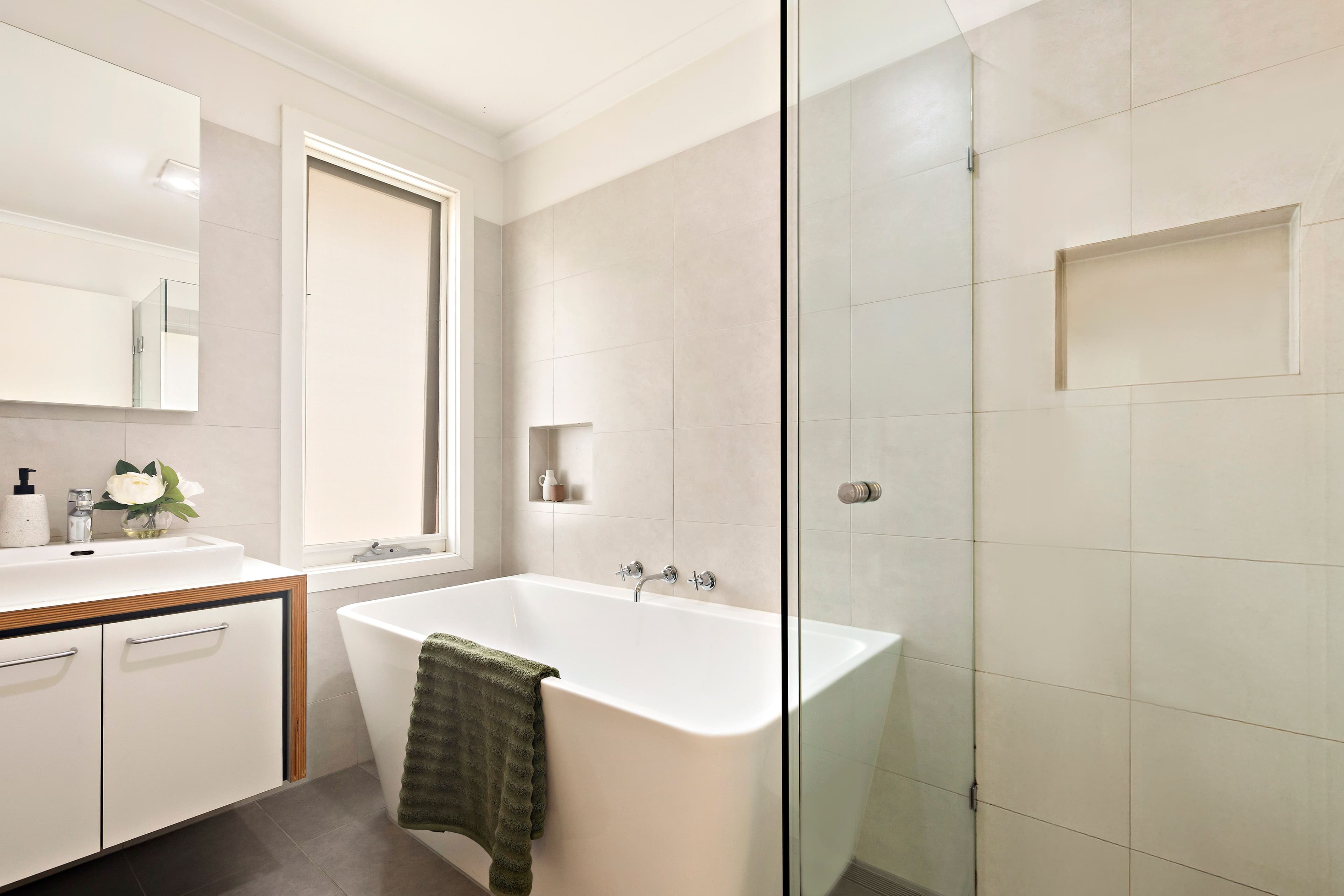 2 Ambon Avenue, Deer Park VIC 3023, Deer Park - Thumbnail 8