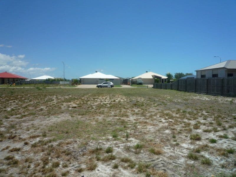 6 Honeyeater Court, WOODGATE QLD 4660, Woodgate - Thumbnail 2