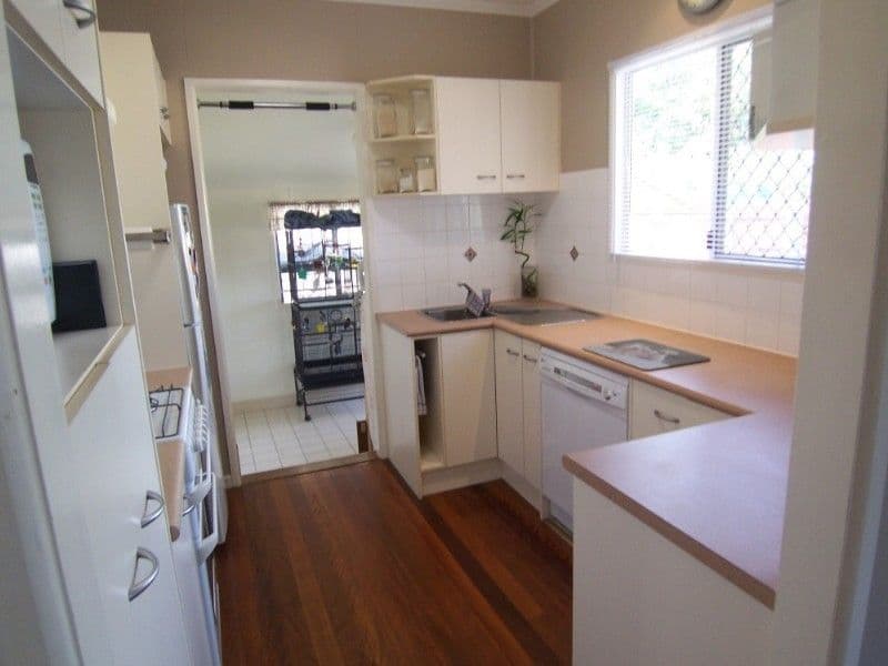 12 Lewana Street, MANSFIELD QLD 4122, Mansfield - Thumbnail 8
