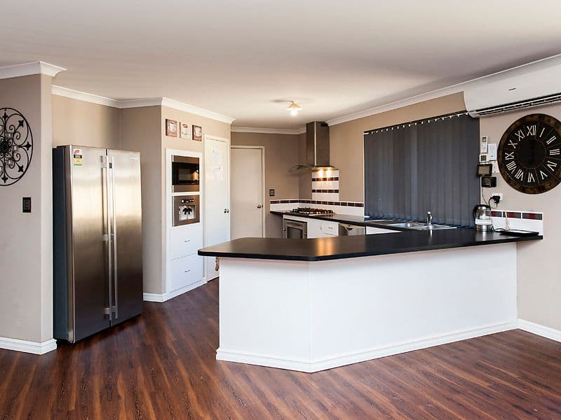 10 Harperia Way, Baldivis WA 6171, Baldivis - Thumbnail 3