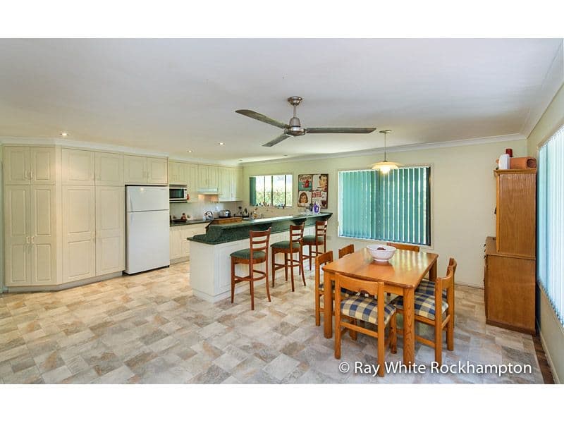 54 Gillinder Street, THE RANGE QLD 4700, The Range - Thumbnail 7