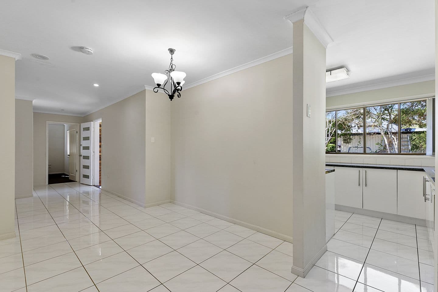 16 Raward Road, Wondunna QLD 4655, Wondunna - Thumbnail 4