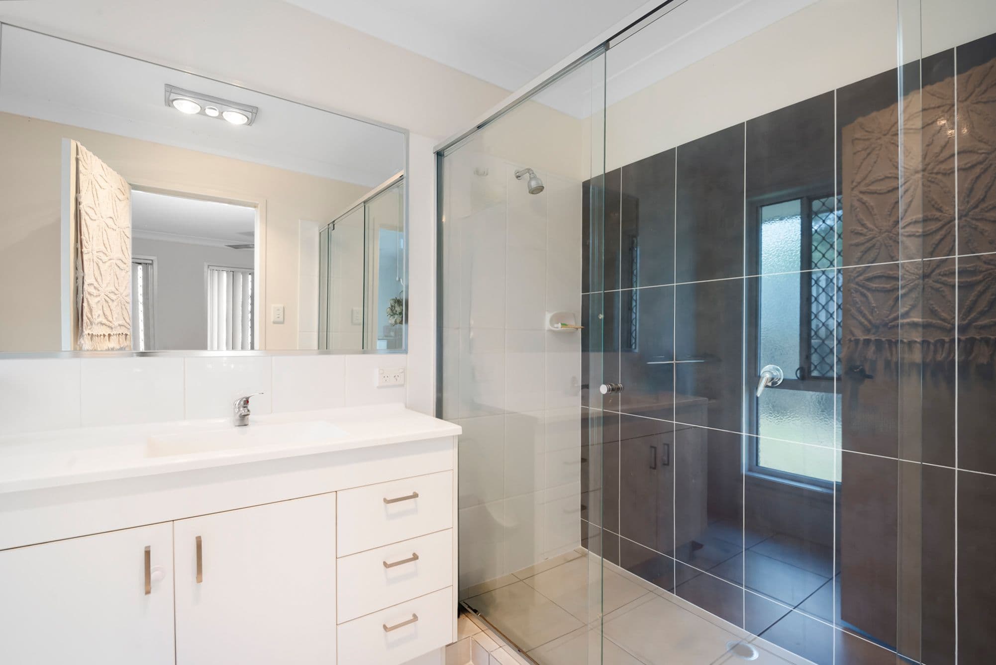 24 Goldenwood Crescent, Fernvale QLD 4306, Fernvale - Thumbnail 8