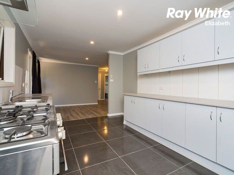 16 Chowilla Court, Craigmore SA 5114, Craigmore - Thumbnail 8