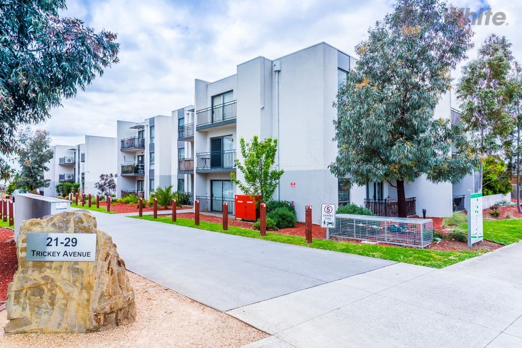 21 Trickey Avenue, Sydenham VIC 3037, Sydenham - Thumbnail 2