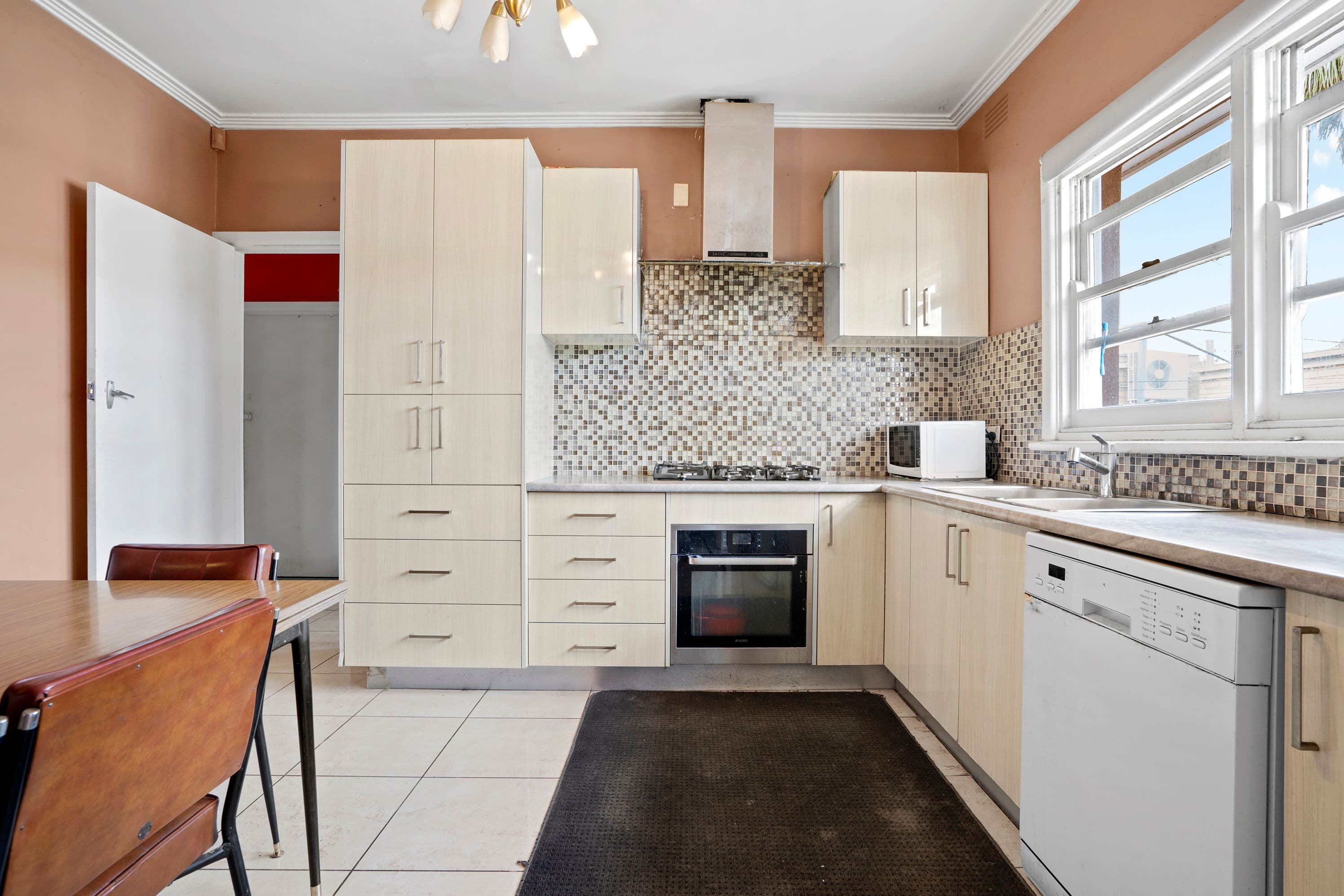 10 McLeod Street, Thomastown VIC 3074, Thomastown - Thumbnail 2
