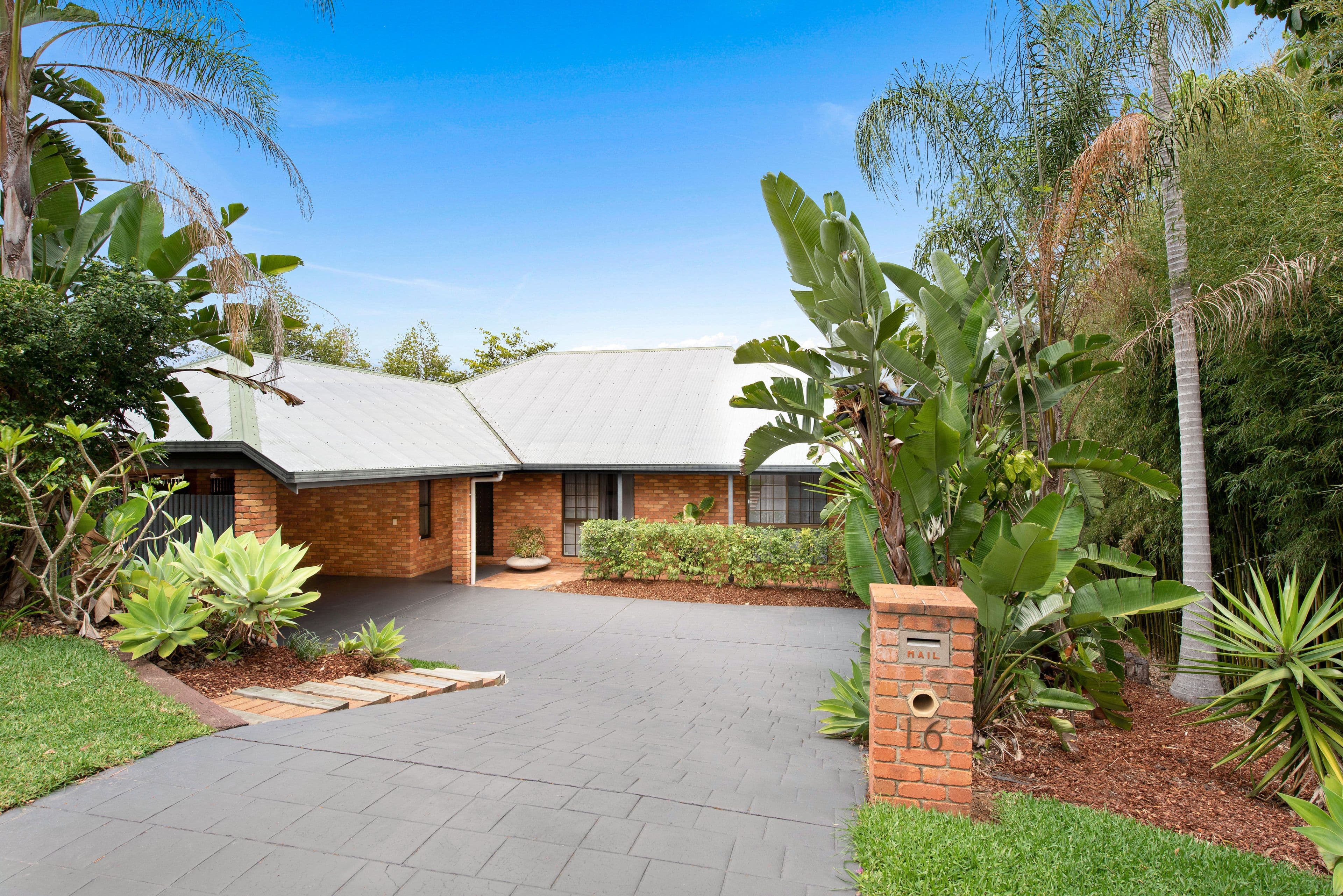 16 Walsall Street, The Gap QLD 4061, The Gap - Thumbnail 2