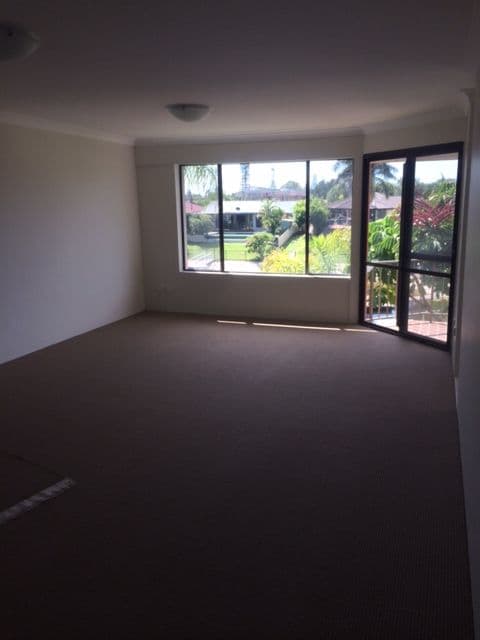 39 Karbunya Street, MERMAID WATERS QLD 4218, Mermaid Waters - Thumbnail 4