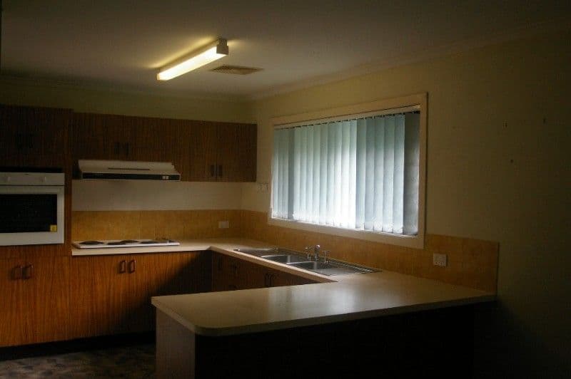13 Cliffdale Avenue, DECEPTION BAY QLD 4508, Deception Bay - Thumbnail 5