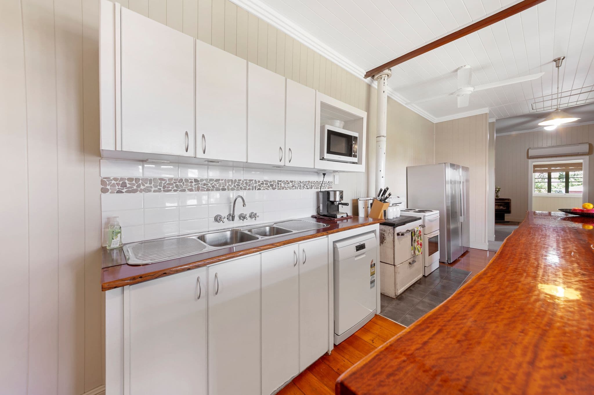 22 Bourke Street, Warwick QLD 4370, Warwick - Thumbnail 2