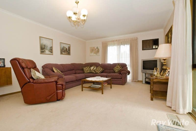 11 The Grange, WANTIRNA VIC 3152, Wantirna - Thumbnail 3