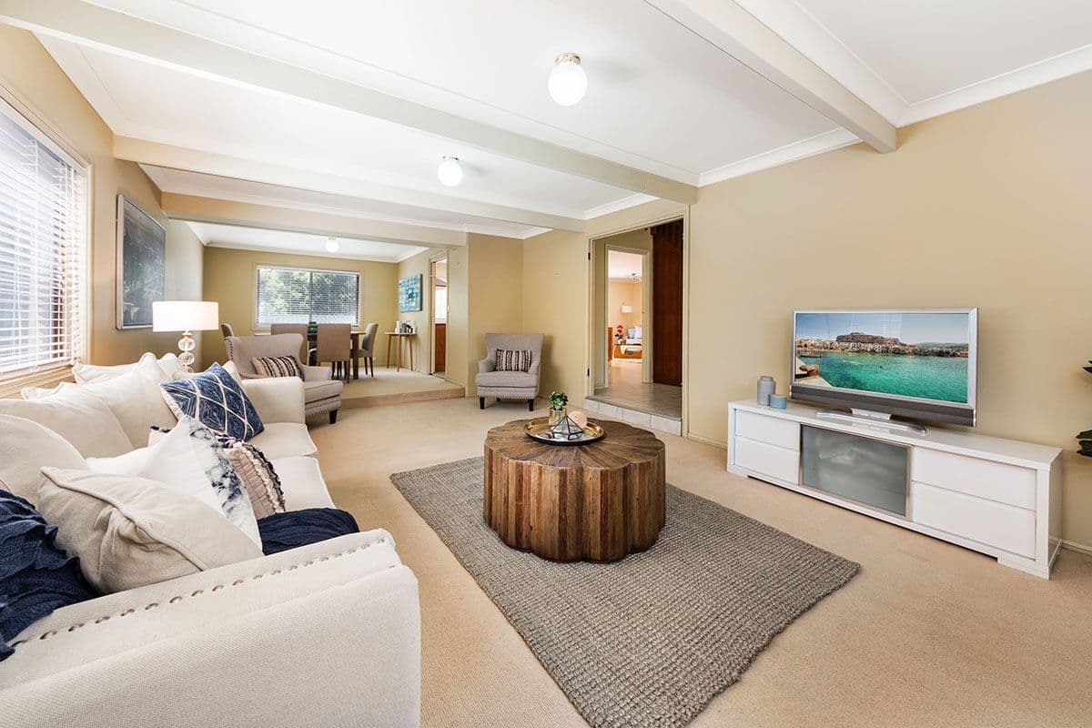 44 Leichhardt Crescent, Sylvania - Thumbnail 3