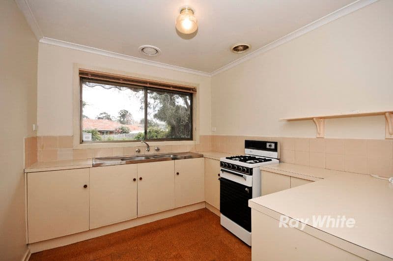 52 Chartwell Drive, WANTIRNA VIC 3152, Wantirna - Thumbnail 3