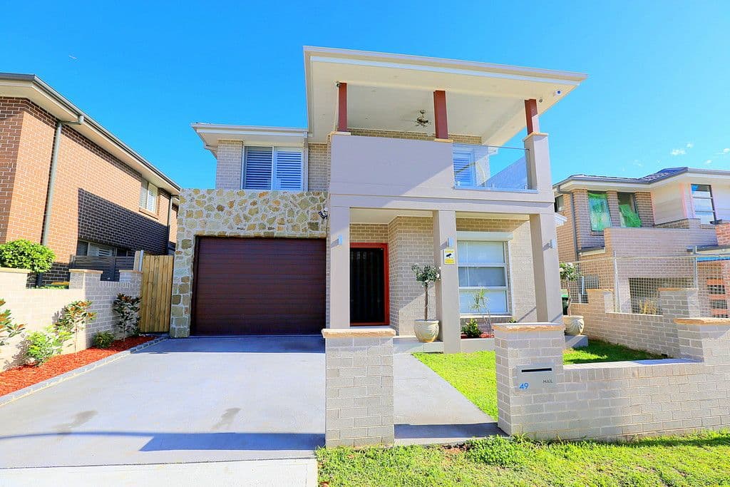 49 Rowe Drive, Potts Hill - Image 1