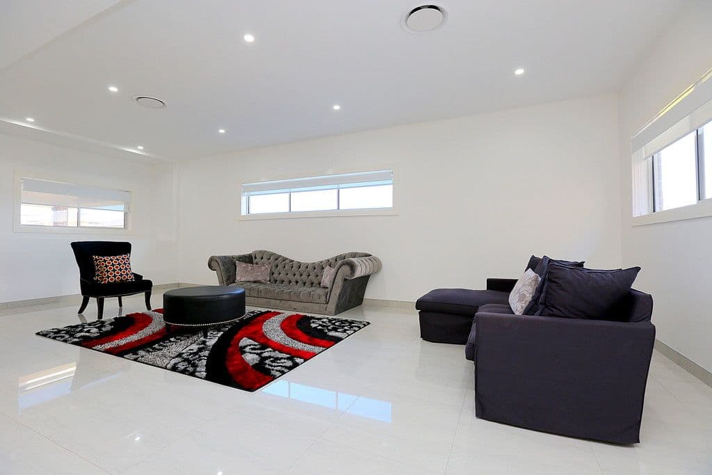 49 Rowe Drive, Potts Hill - Thumbnail 2