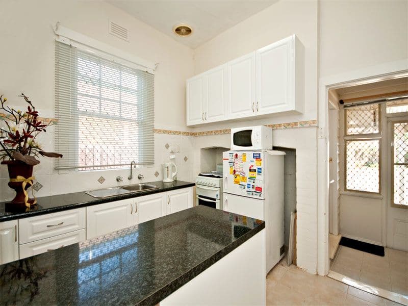 833 Station Street, BOX HILL NORTH VIC 3129, Box Hill North - Thumbnail 4