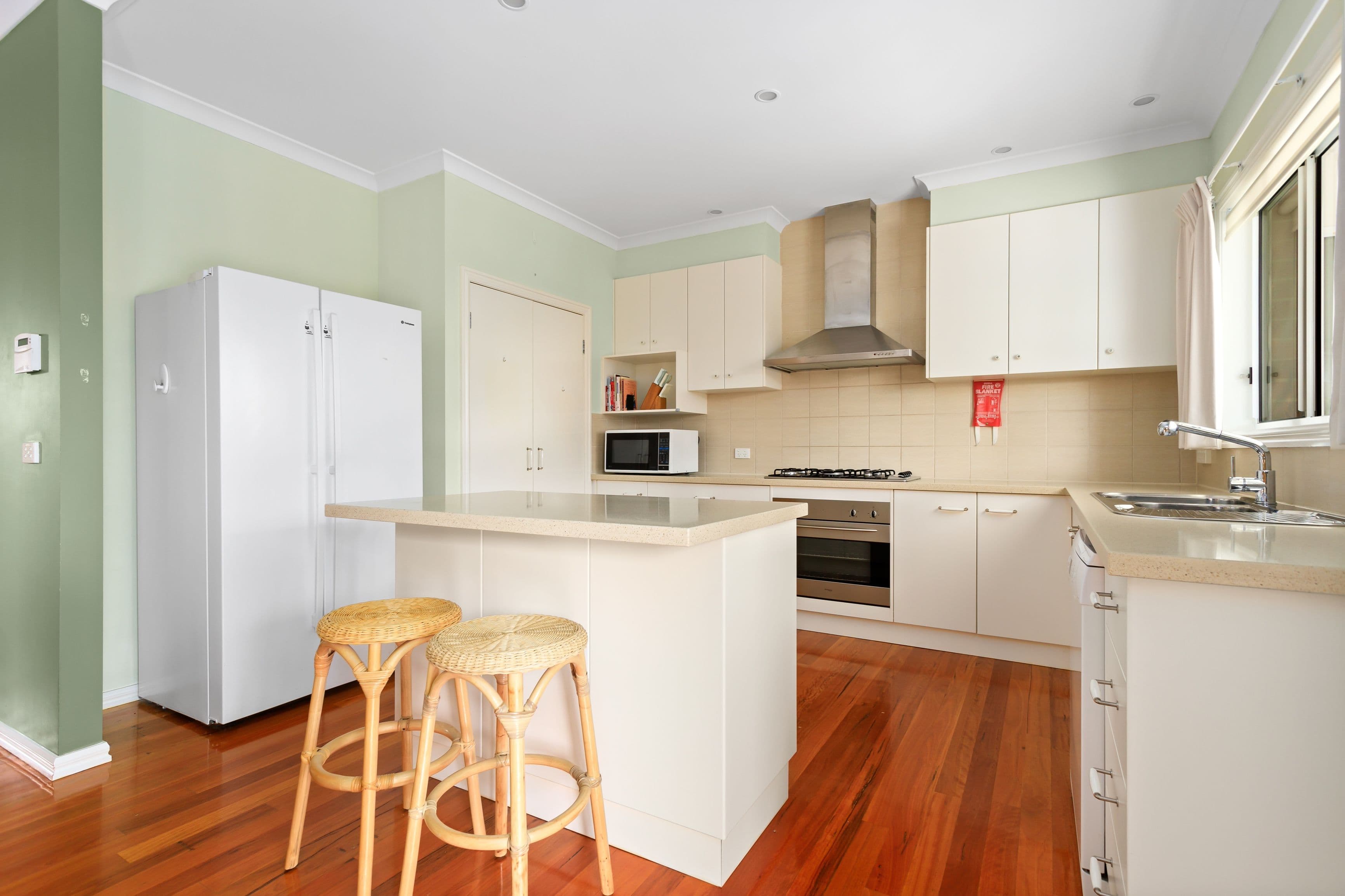 21 Woolshed Avenue, Mernda VIC 3754, Mernda - Thumbnail 2