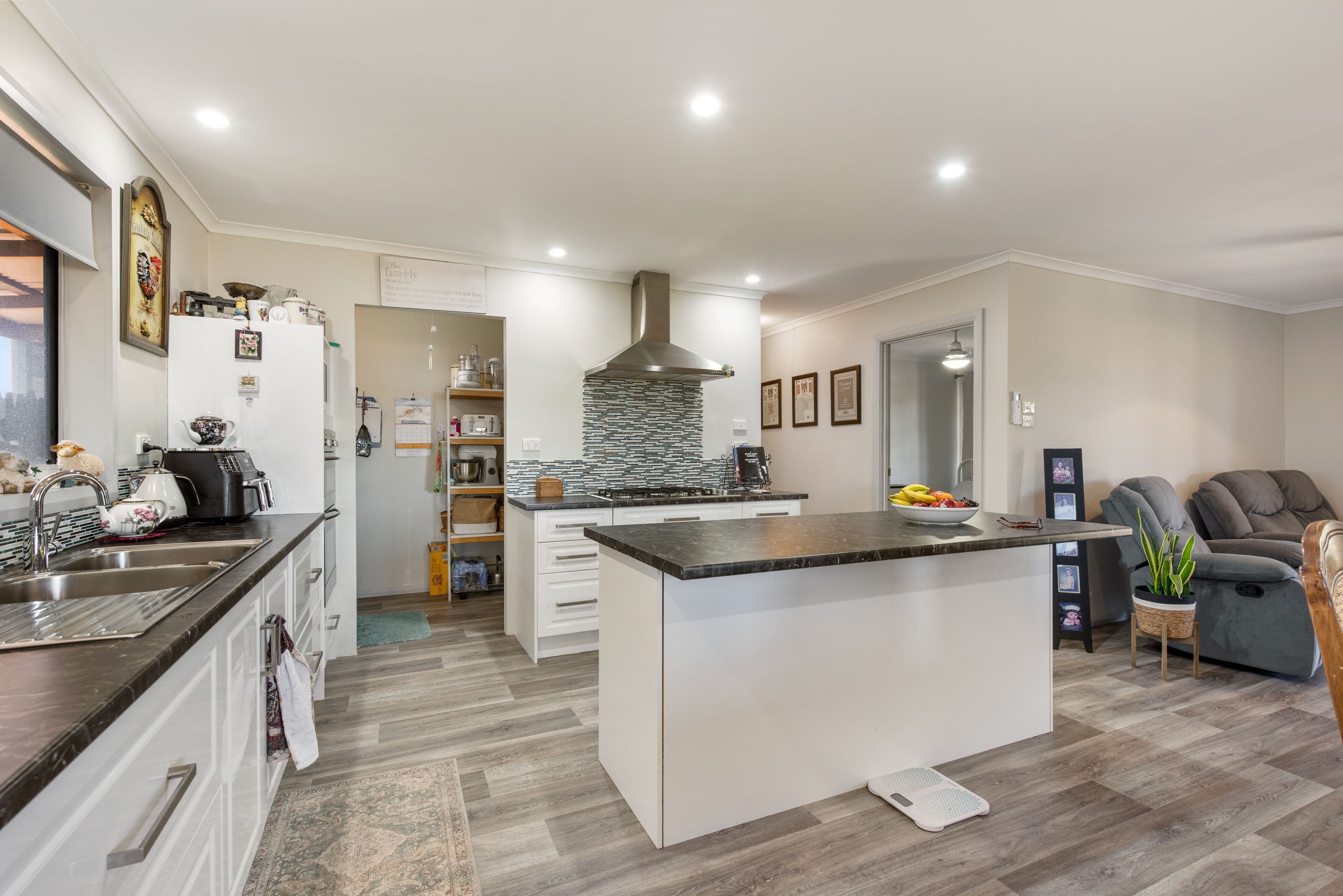 36 Meadow Lane, Walkaway WA 6528, Walkaway - Thumbnail 8