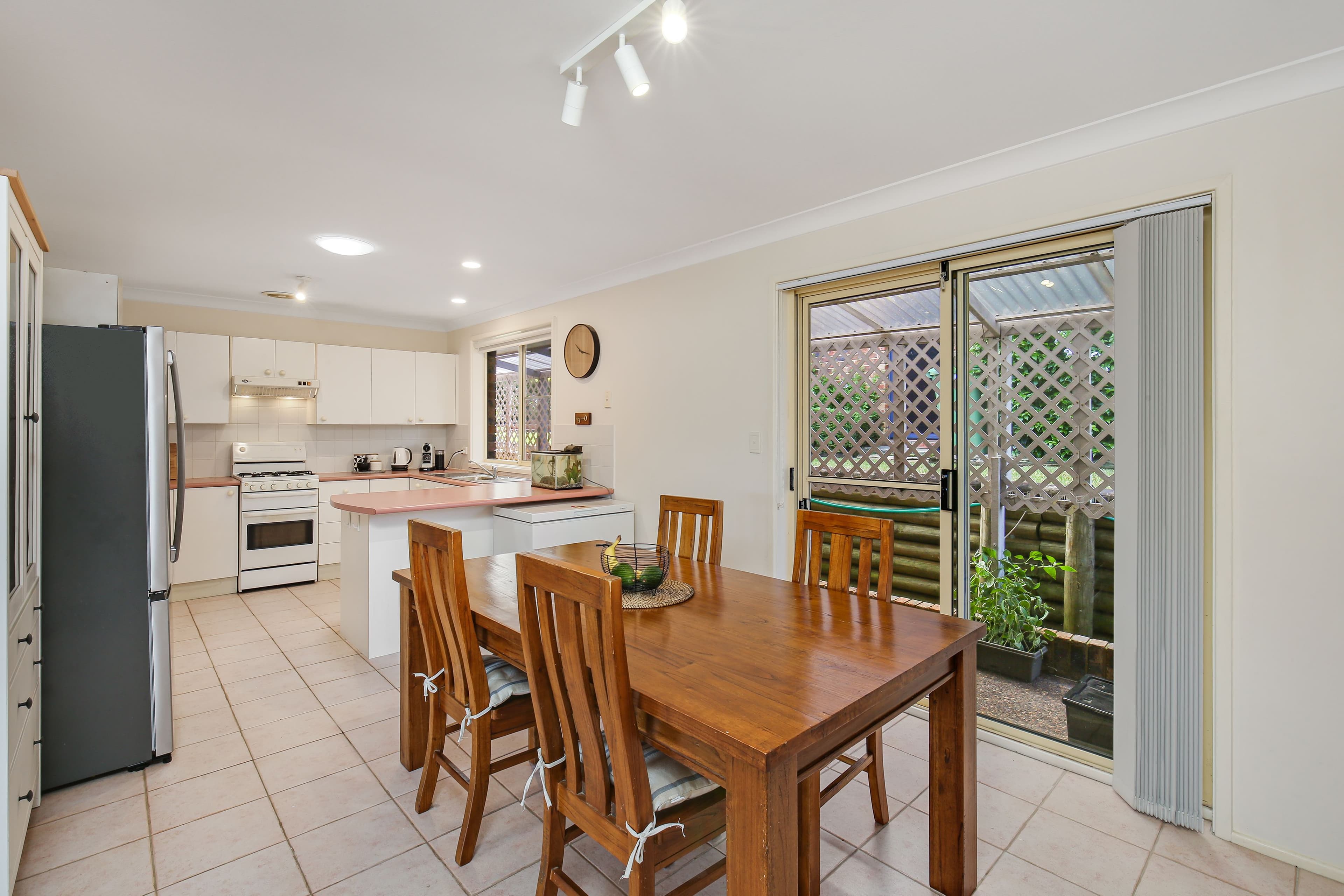 2/17 Arakoon Street, Kincumber NSW 2251, Kincumber - Thumbnail 4