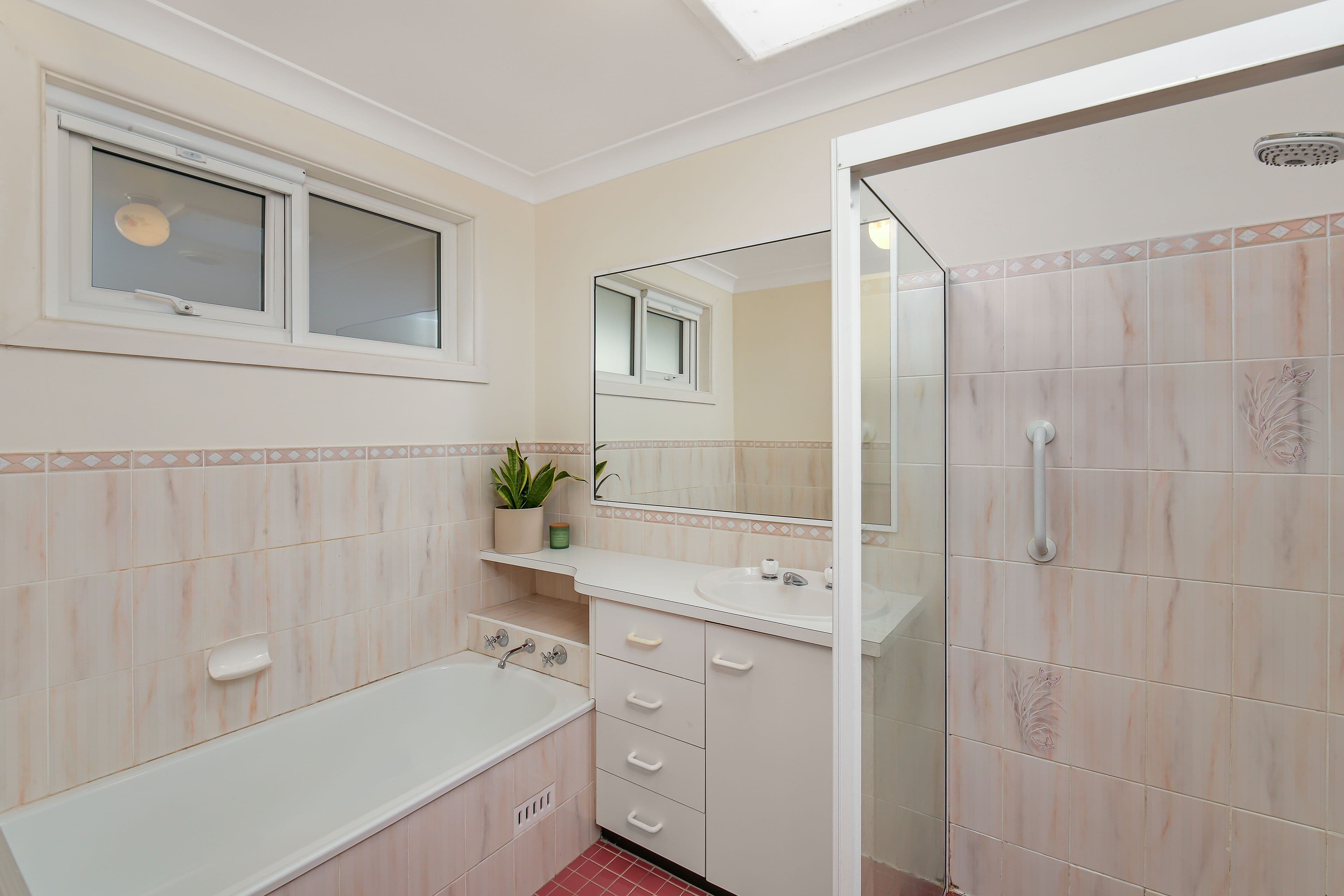 2/17 Arakoon Street, Kincumber NSW 2251, Kincumber - Thumbnail 8
