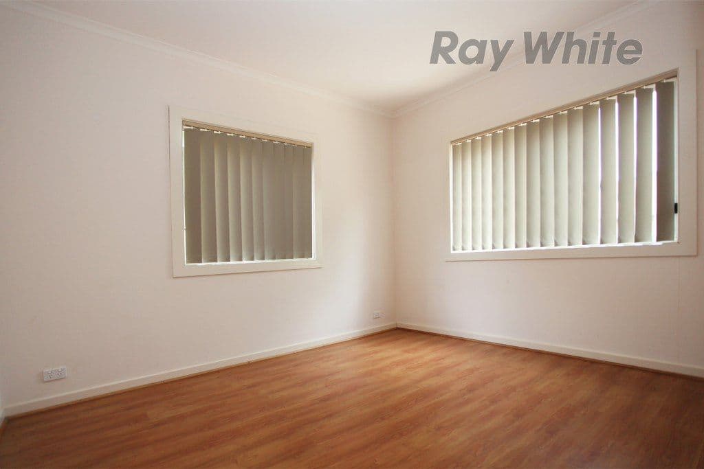 84 Lakeside Drive, Point Cook VIC 3030, Point Cook - Thumbnail 2