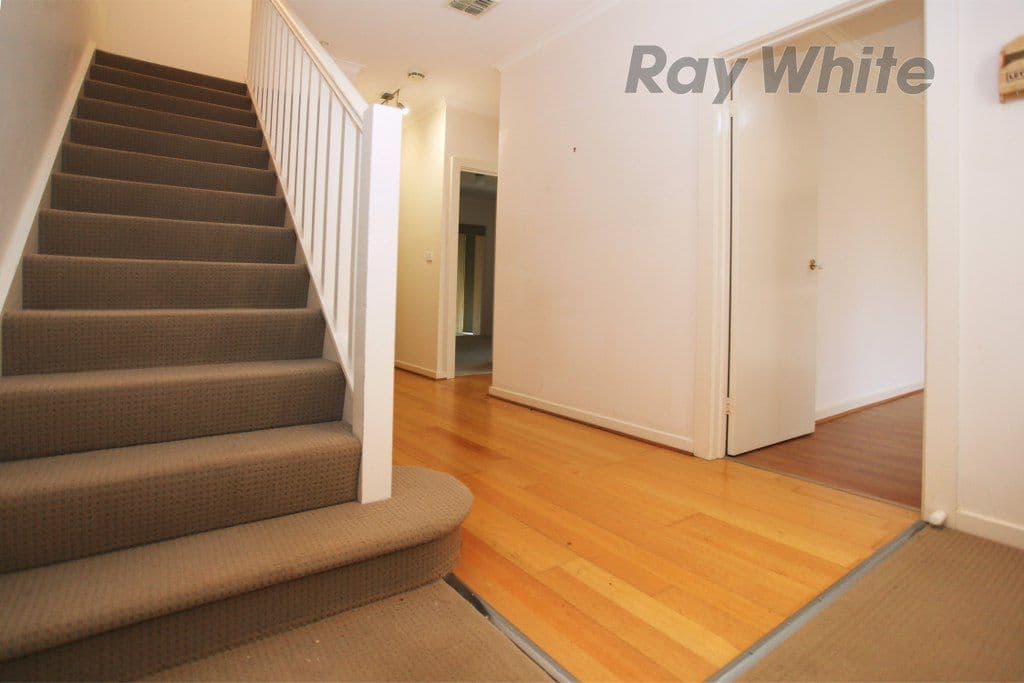 84 Lakeside Drive, Point Cook VIC 3030, Point Cook - Thumbnail 3