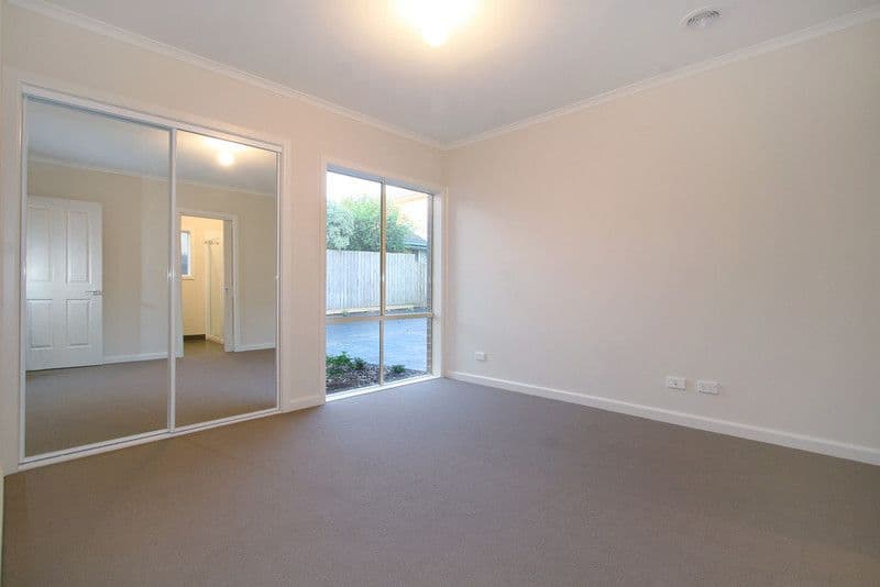 17 Pamela Street, MOUNT WAVERLEY VIC 3149, Mount Waverley - Thumbnail 6