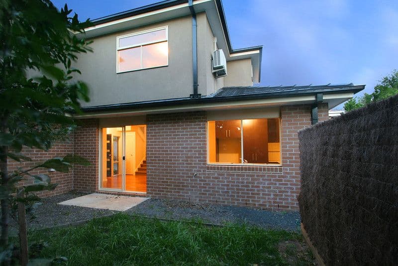 17 Pamela Street, MOUNT WAVERLEY VIC 3149, Mount Waverley - Thumbnail 8