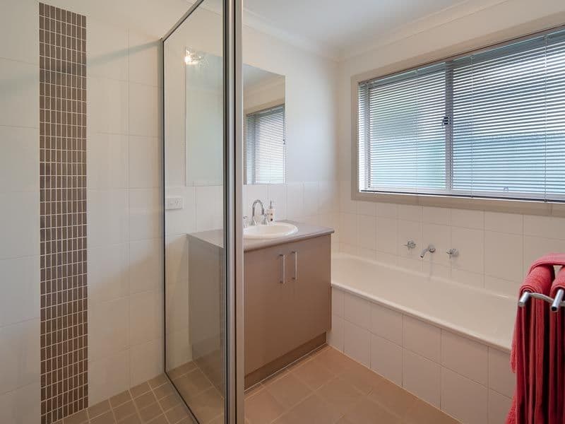 63 Hartigan Street, THURGOONA NSW 2640, Thurgoona - Thumbnail 4