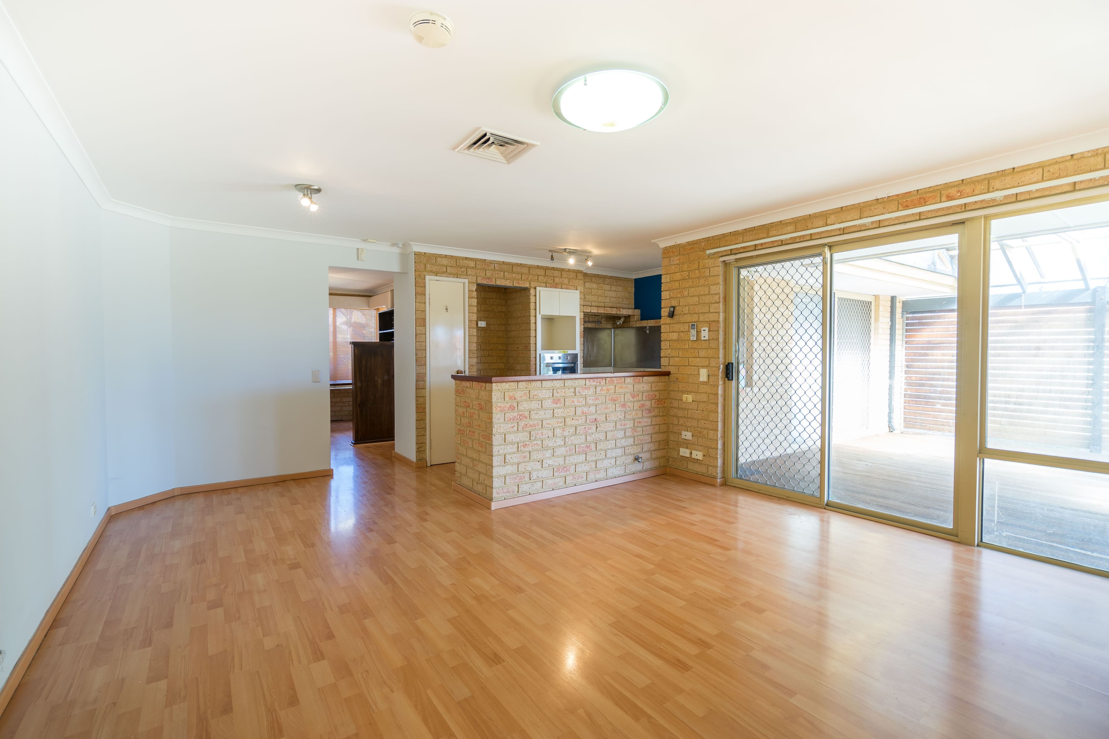 15 Daventry Drive, Alexander Heights WA 6064, Alexander Heights - Thumbnail 6