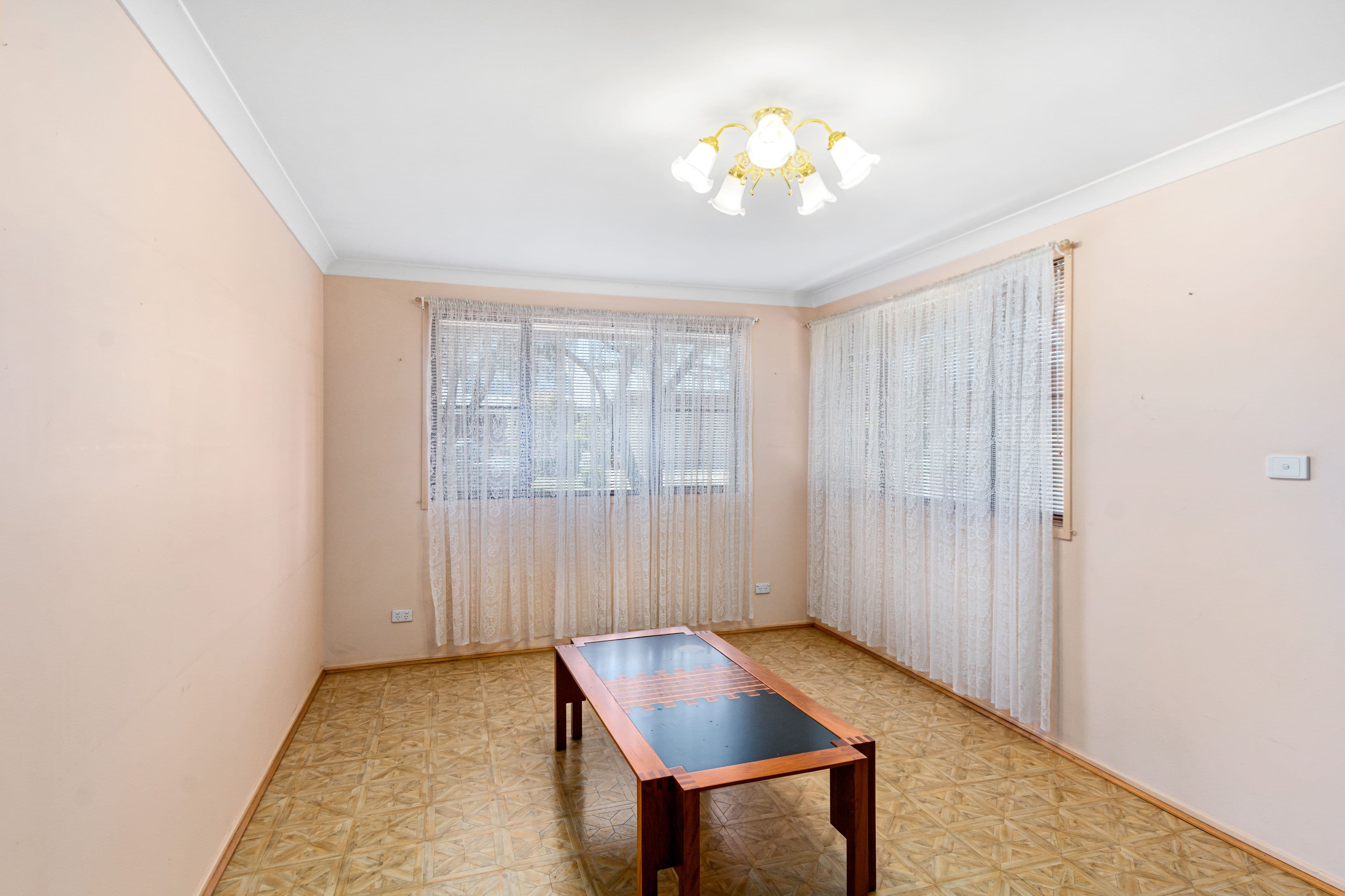 10 Julianne Street, Dapto NSW 2530, Dapto - Thumbnail 2