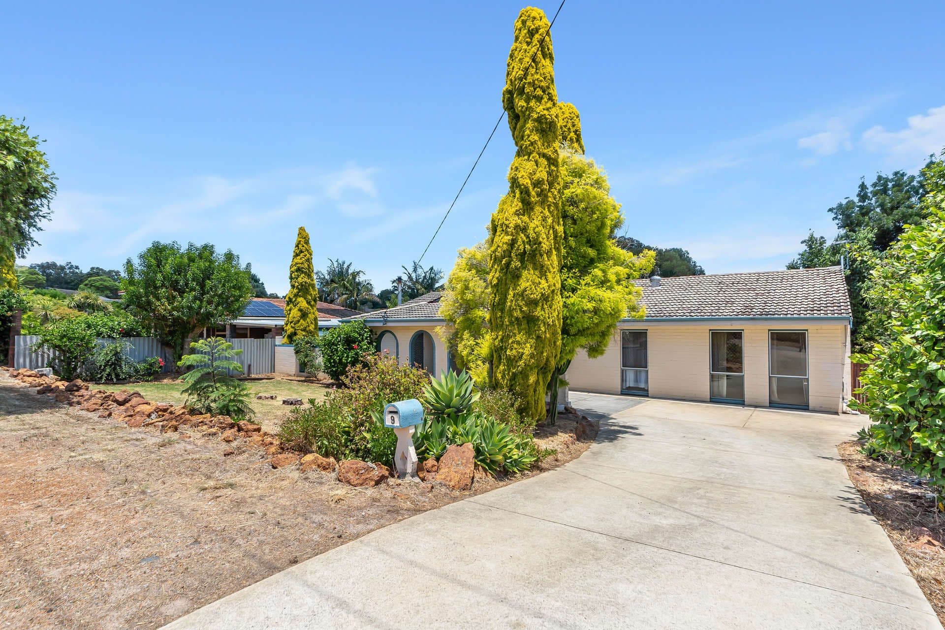 9 Blamire Road, Kalamunda WA 6076, Kalamunda - Thumbnail 2