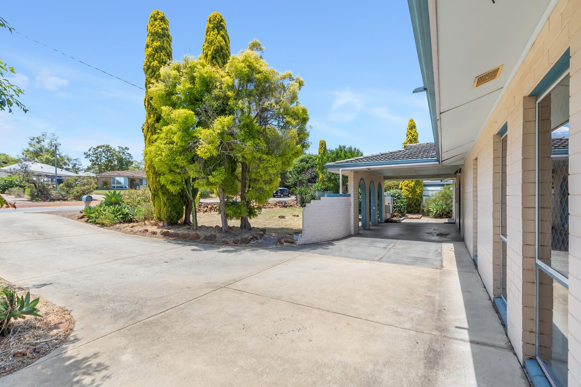 9 Blamire Road, Kalamunda WA 6076, Kalamunda - Thumbnail 3