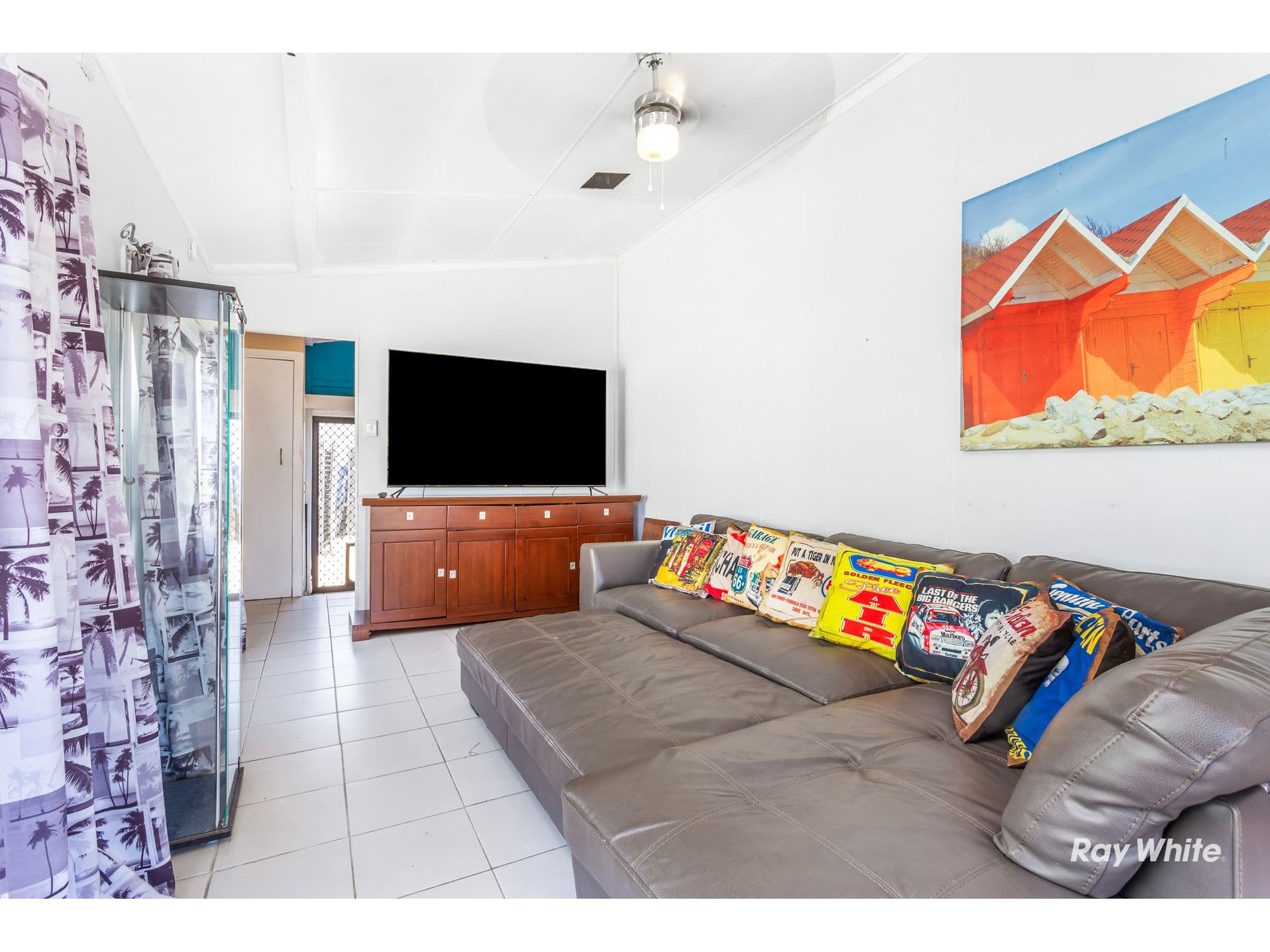 11 Meadow Street, Keppel Sands QLD 4702, Keppel Sands - Thumbnail 4