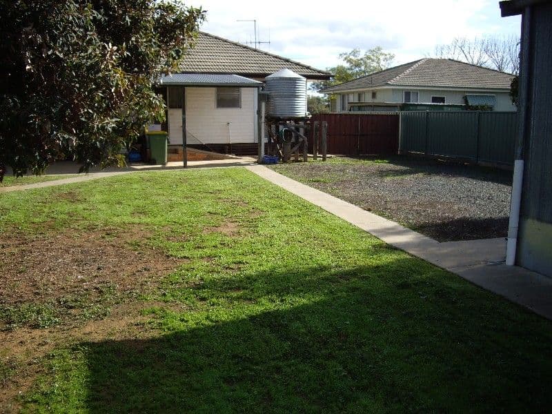 15 Hart Street, ROCHESTER VIC 3561, Rochester - Thumbnail 3