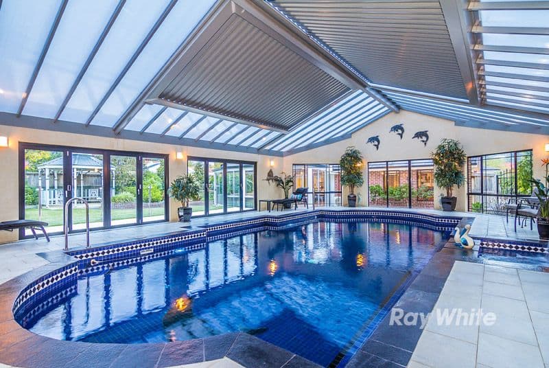 8 Windsor Drive, LYSTERFIELD VIC 3156, Lysterfield - Thumbnail 2