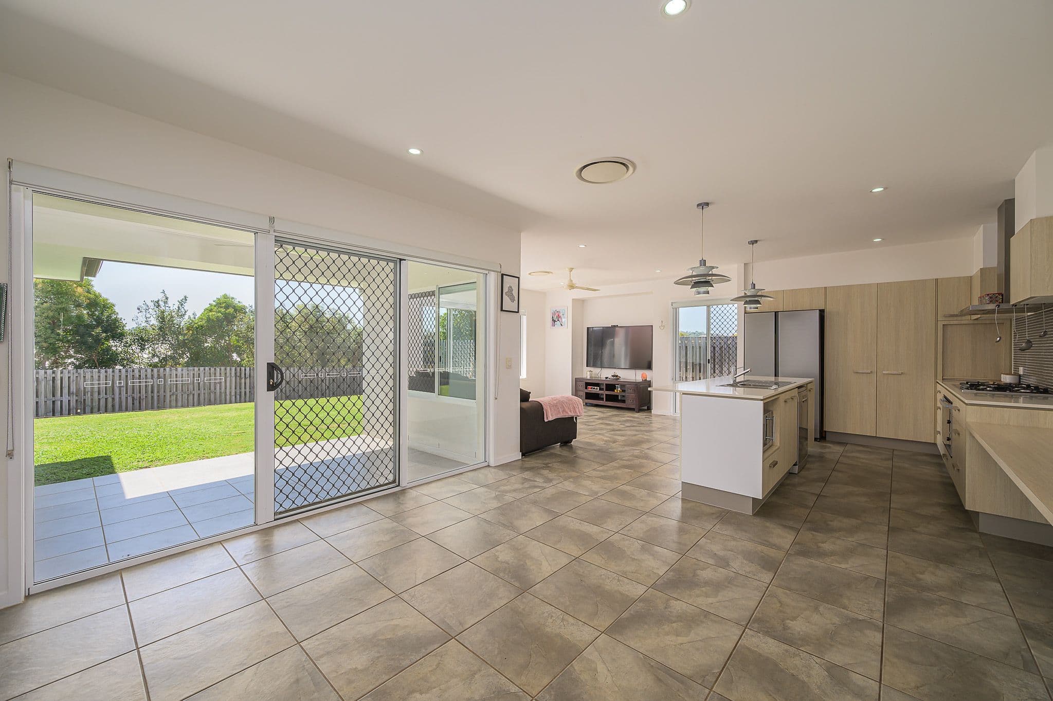 2 Blackbraes Court, New Auckland QLD 4680, New Auckland - Thumbnail 8