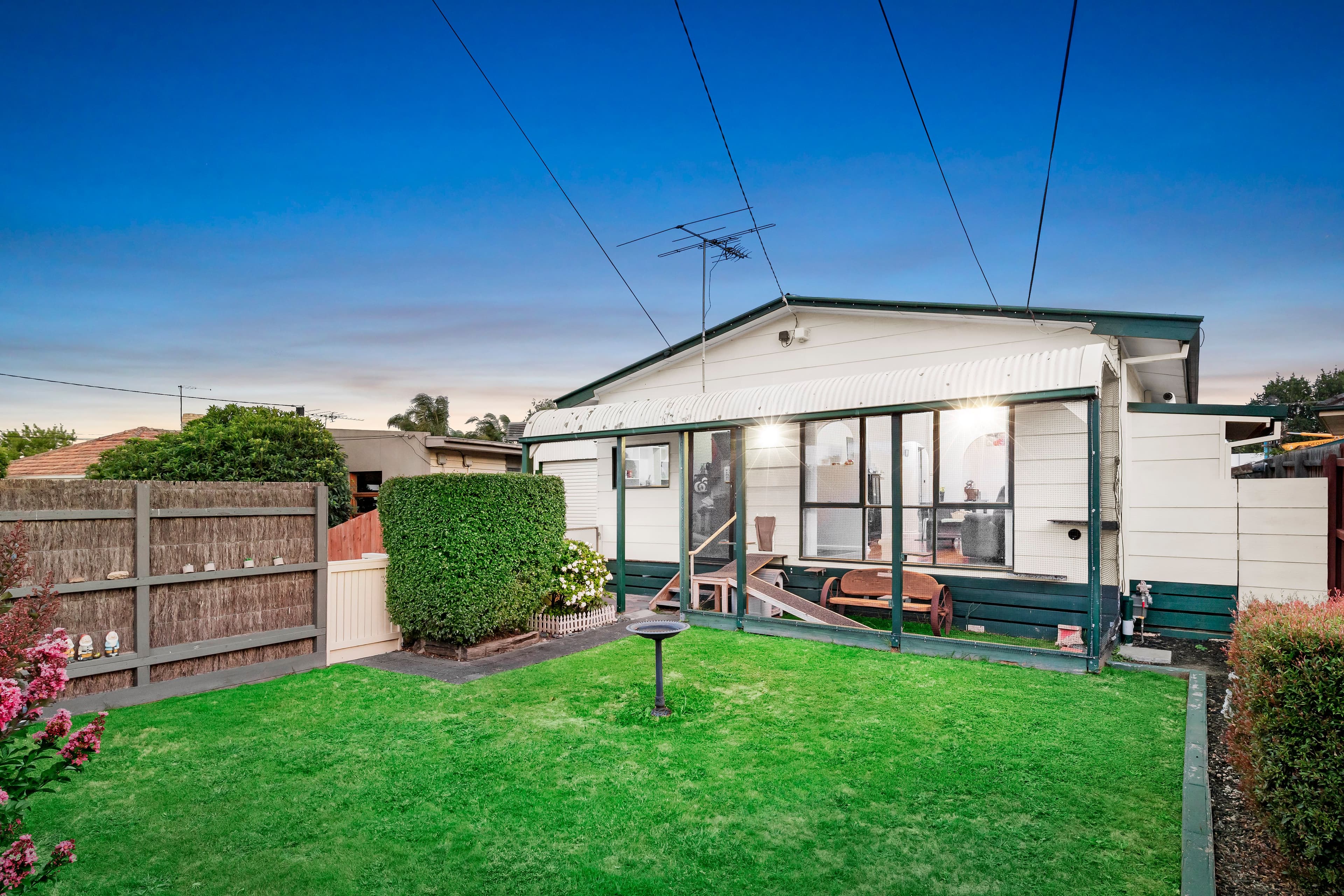 46 Ibbottson Street, Watsonia VIC 3087, Watsonia - Thumbnail 2